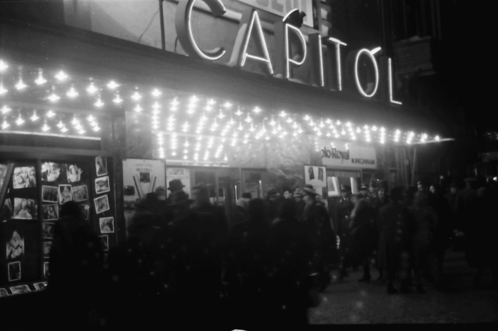 1941 Willy Pragher Cinema Capitol